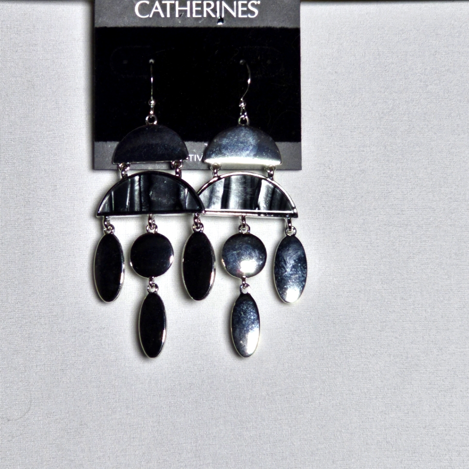 Catherines Geometric Hook Dangle Earrings Nwt